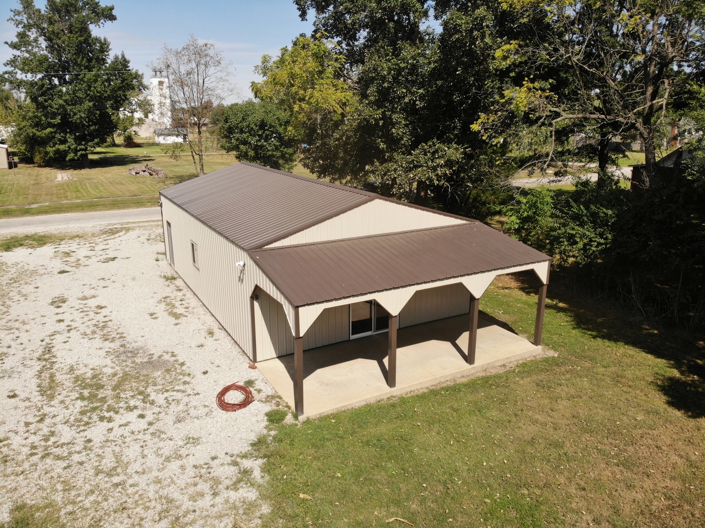 104 N Poplar Street Property Photo 5