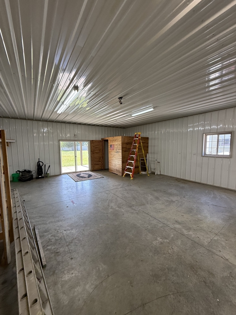 104 N Poplar Street Property Photo 18