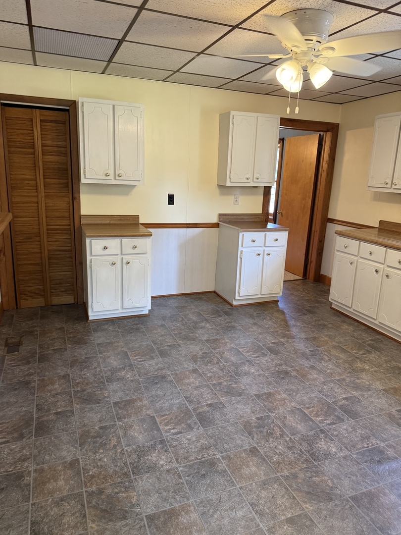 104 N Poplar Street Property Photo 23