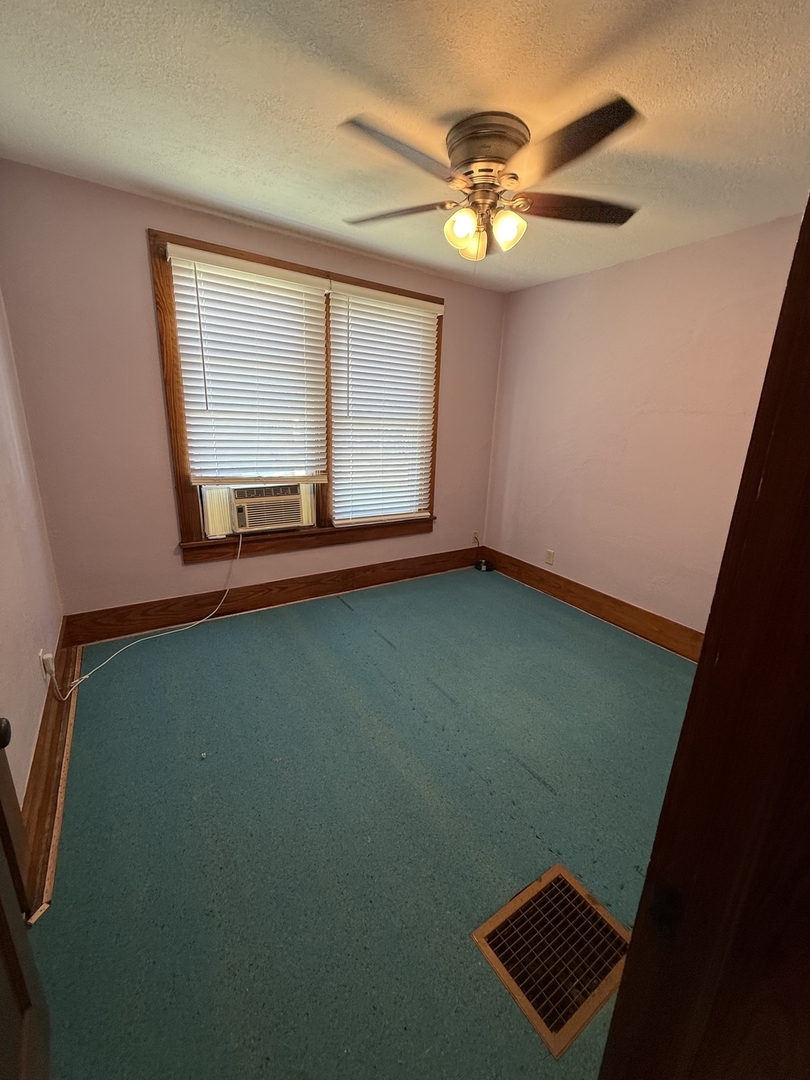 104 N Poplar Street Property Photo 47