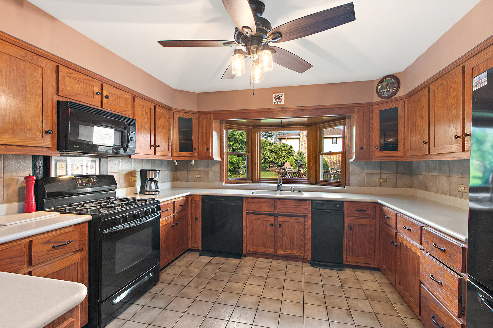 9736 W Pebble Drive Property Photo 10