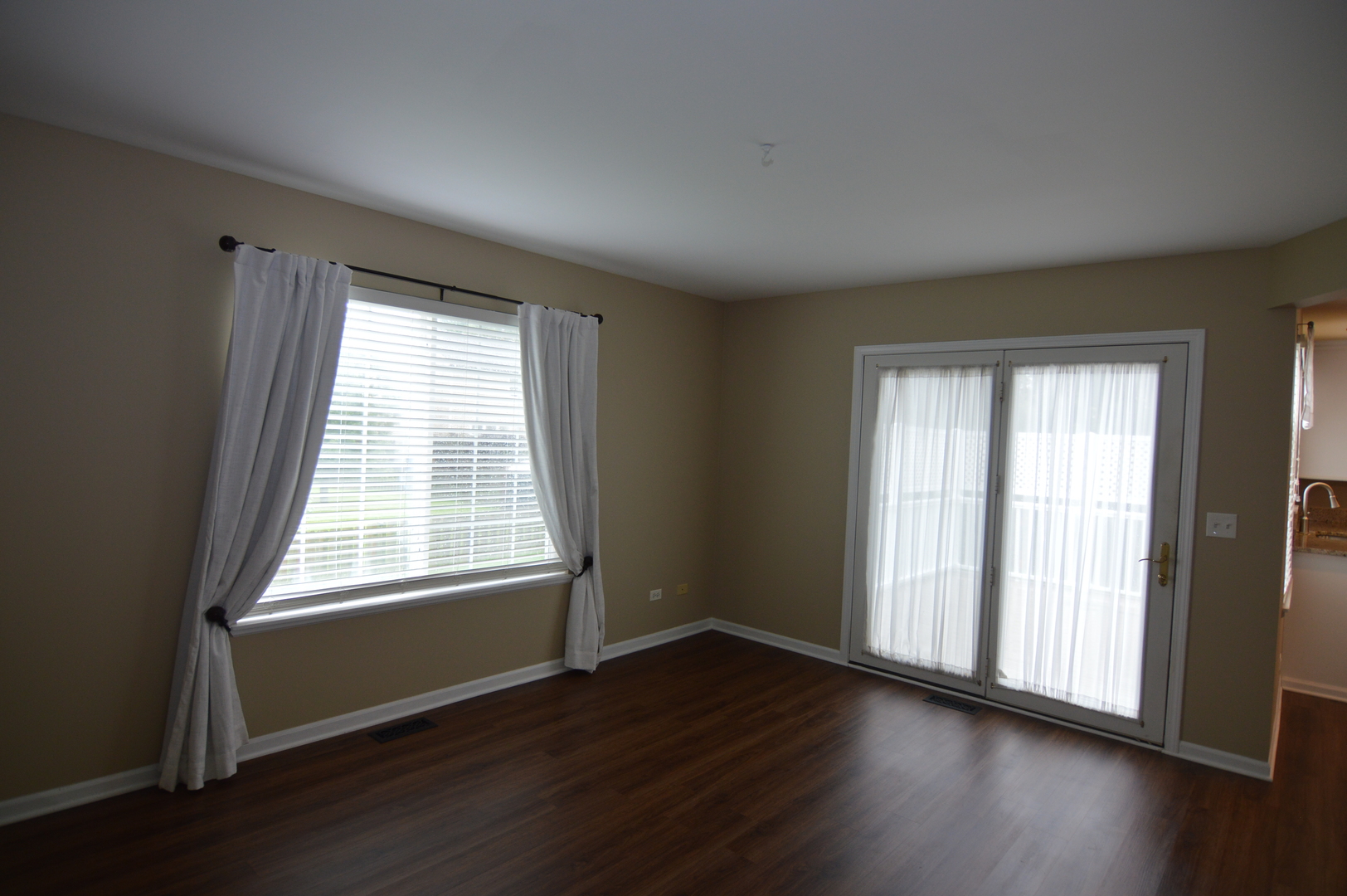 3613 Dorchester Place Property Photo 6