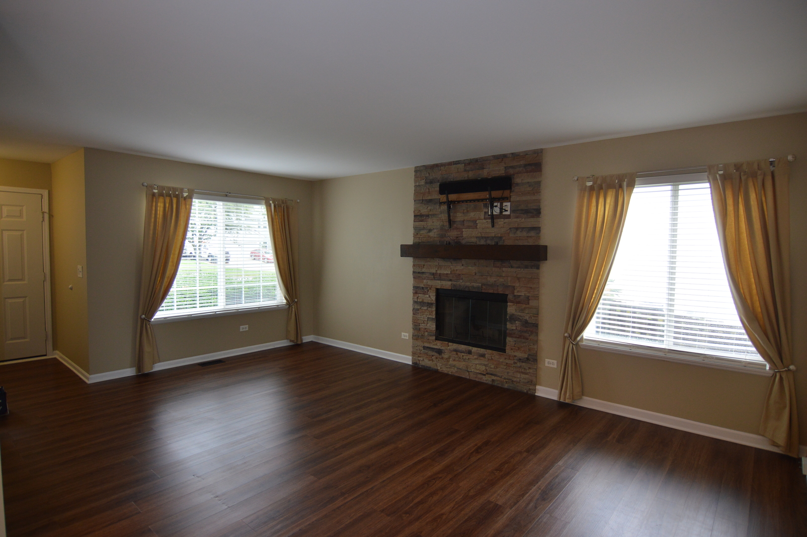 3613 Dorchester Place Property Photo 7