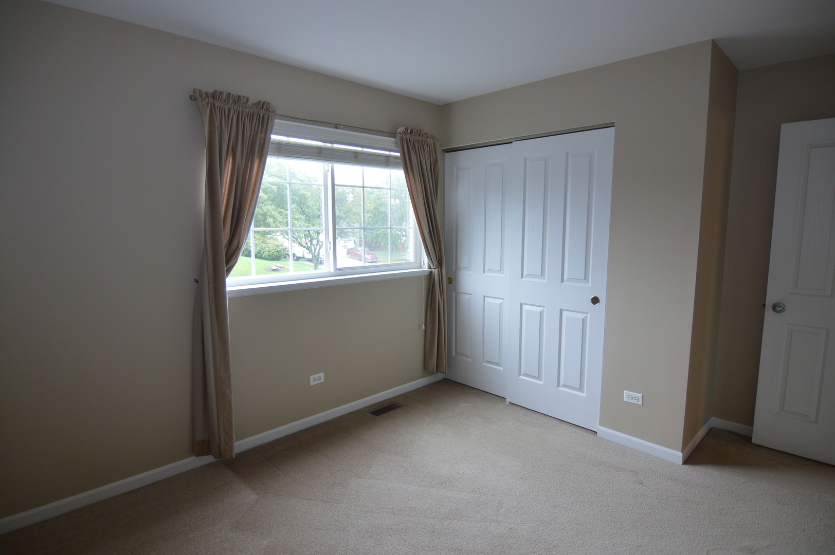 3613 Dorchester Place Property Photo 18