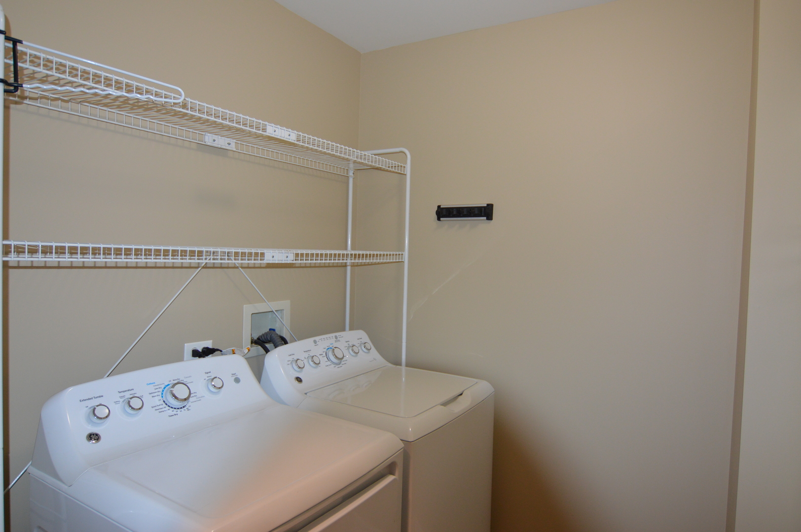 3613 Dorchester Place Property Photo 25