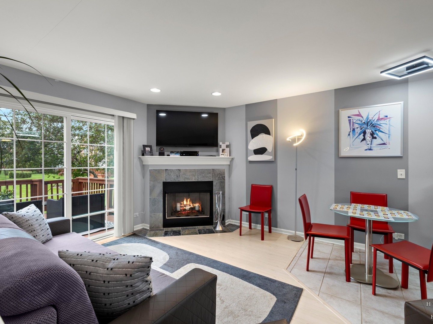 1024 N Earls Court Property Photo 14