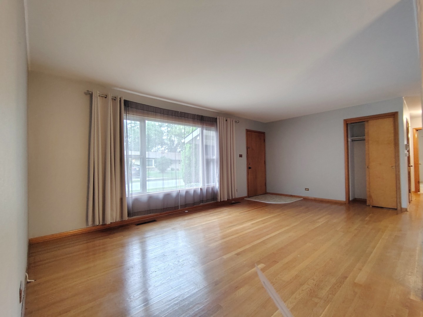 15017 Sunset Avenue Property Photo 7