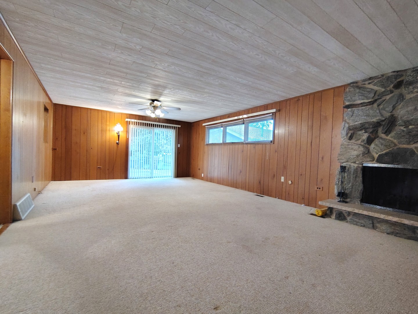 15017 Sunset Avenue Property Photo 10