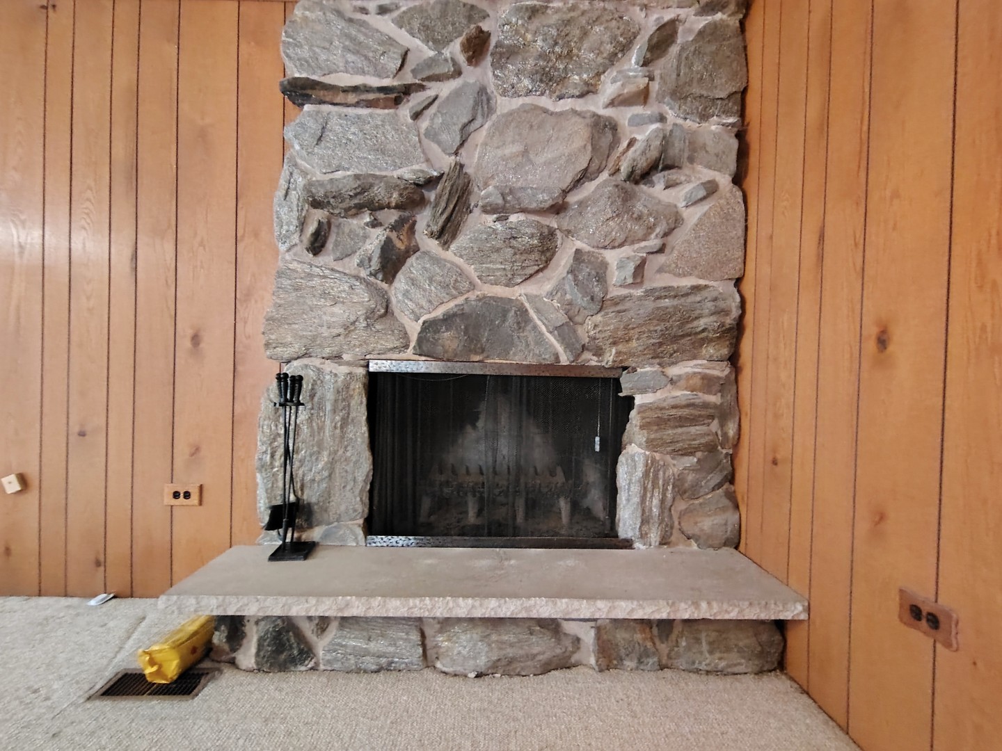 15017 Sunset Avenue Property Photo 11