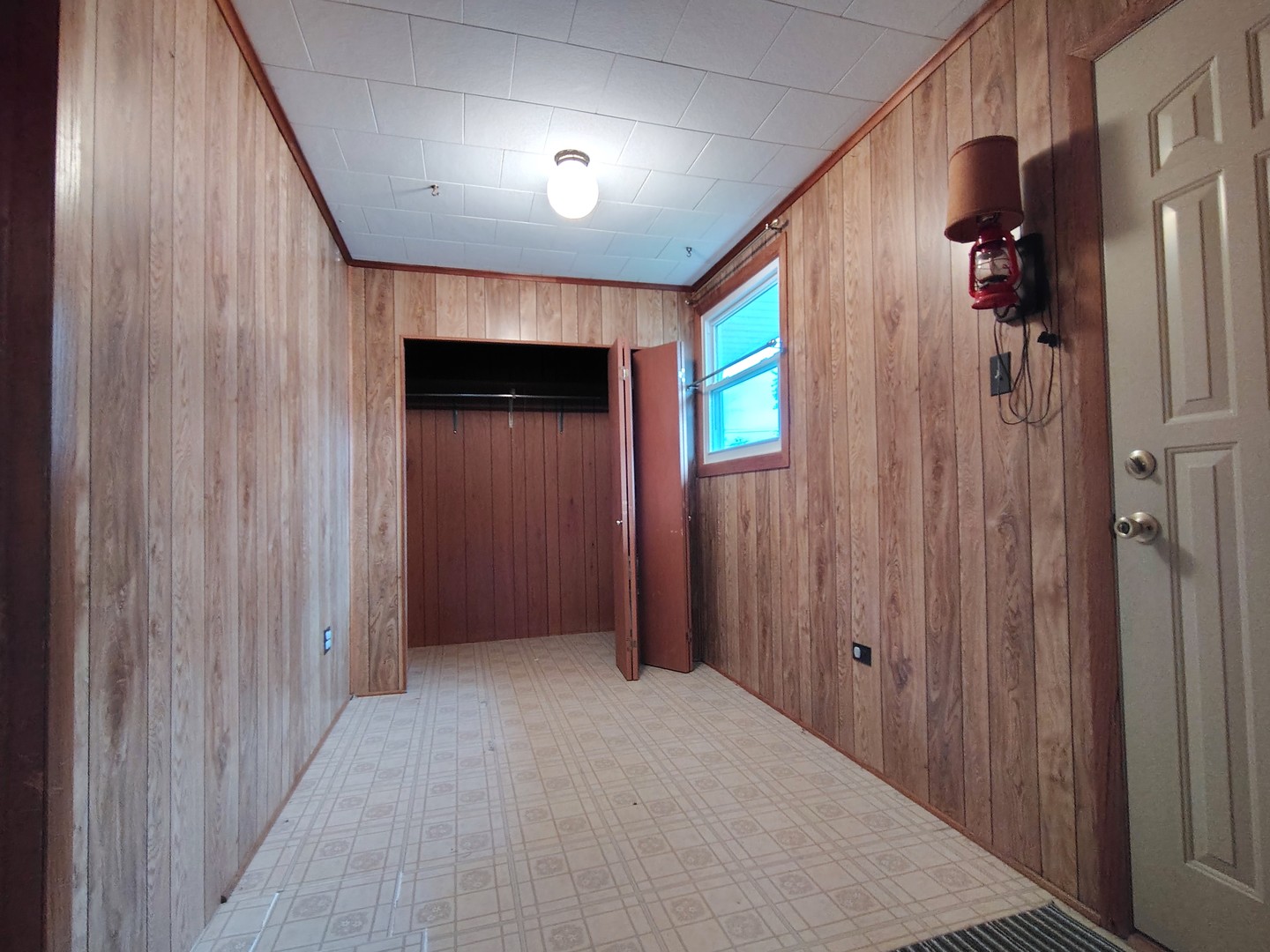 15017 Sunset Avenue Property Photo 16