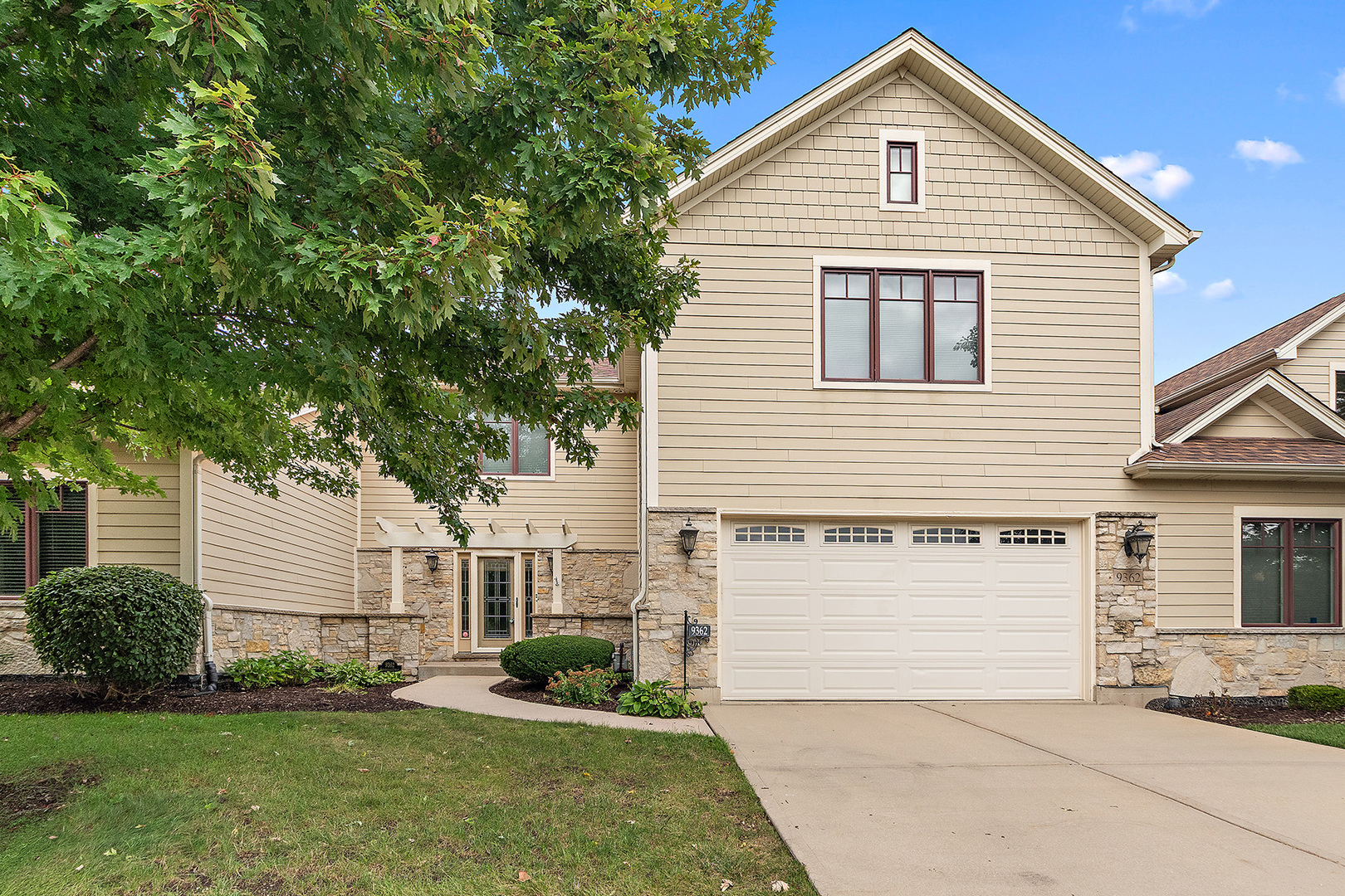 9362 Arrowhead Circle Property Photo 1