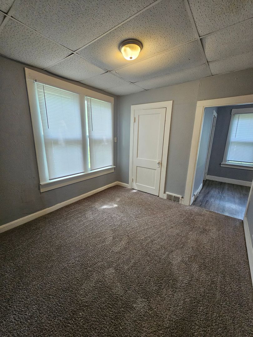 2947 13th Avenue Property Photo 7