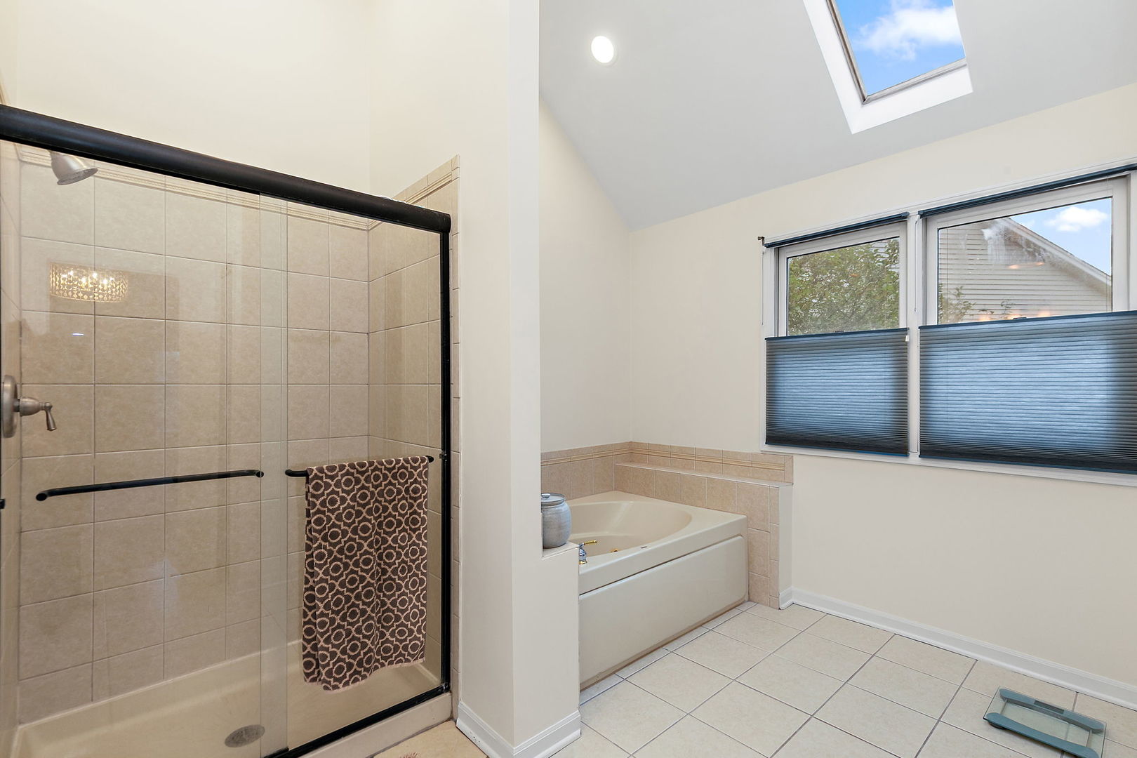 11 Lakeridge Court Property Photo 28