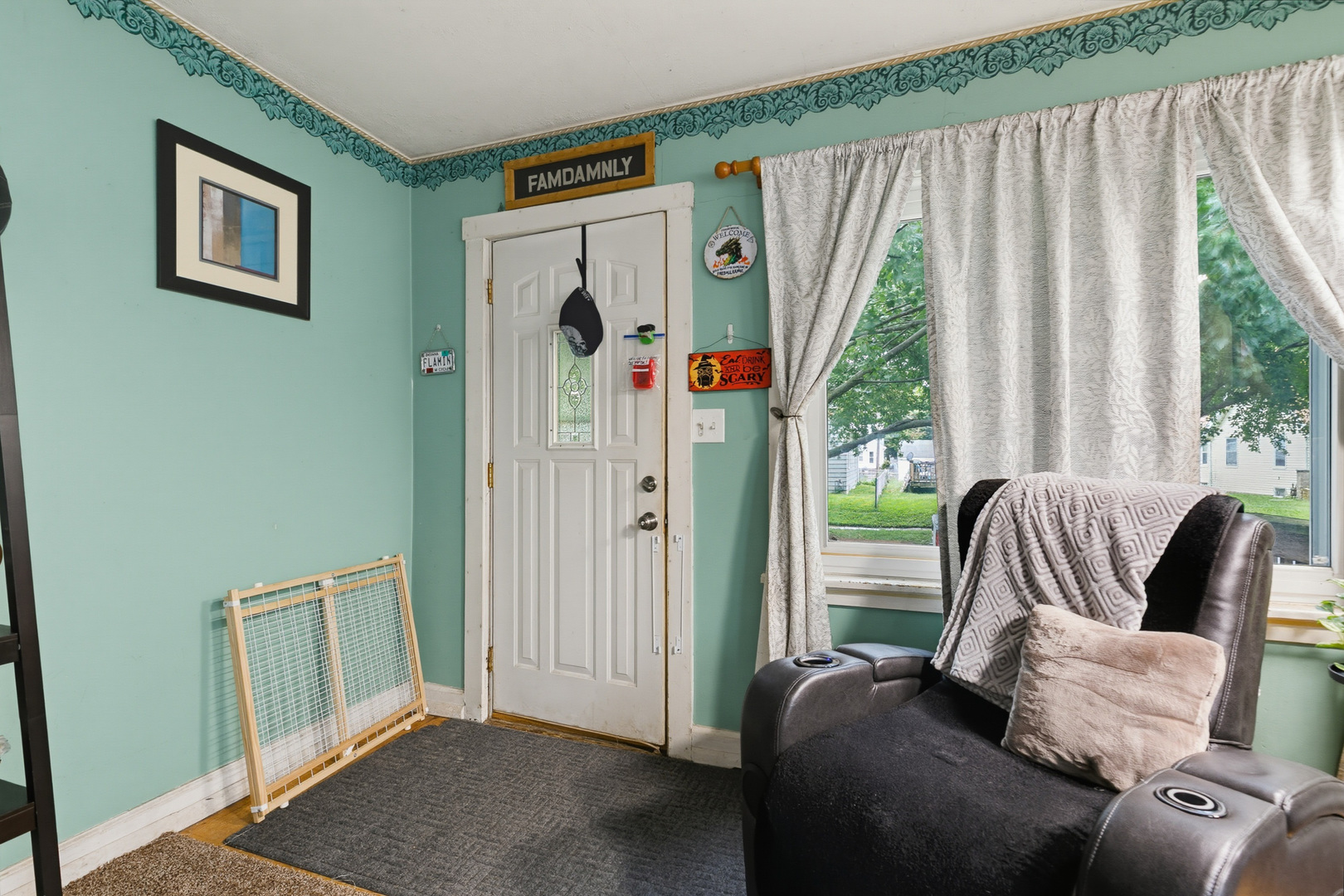 321 S Thornwood Avenue Property Photo 10