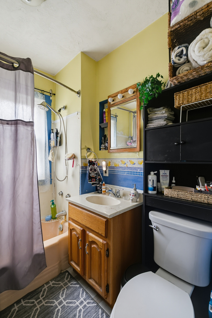 321 S Thornwood Avenue Property Photo 24