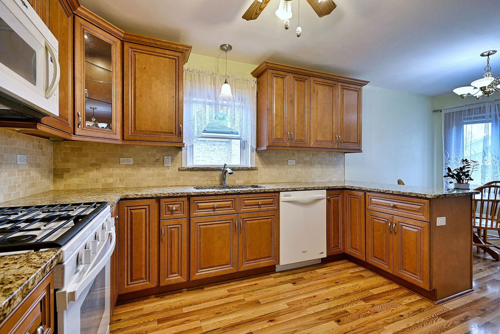 4704 N Newland Avenue Property Photo 8