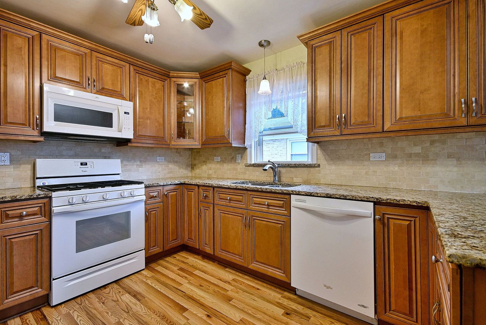 4704 N Newland Avenue Property Photo 11