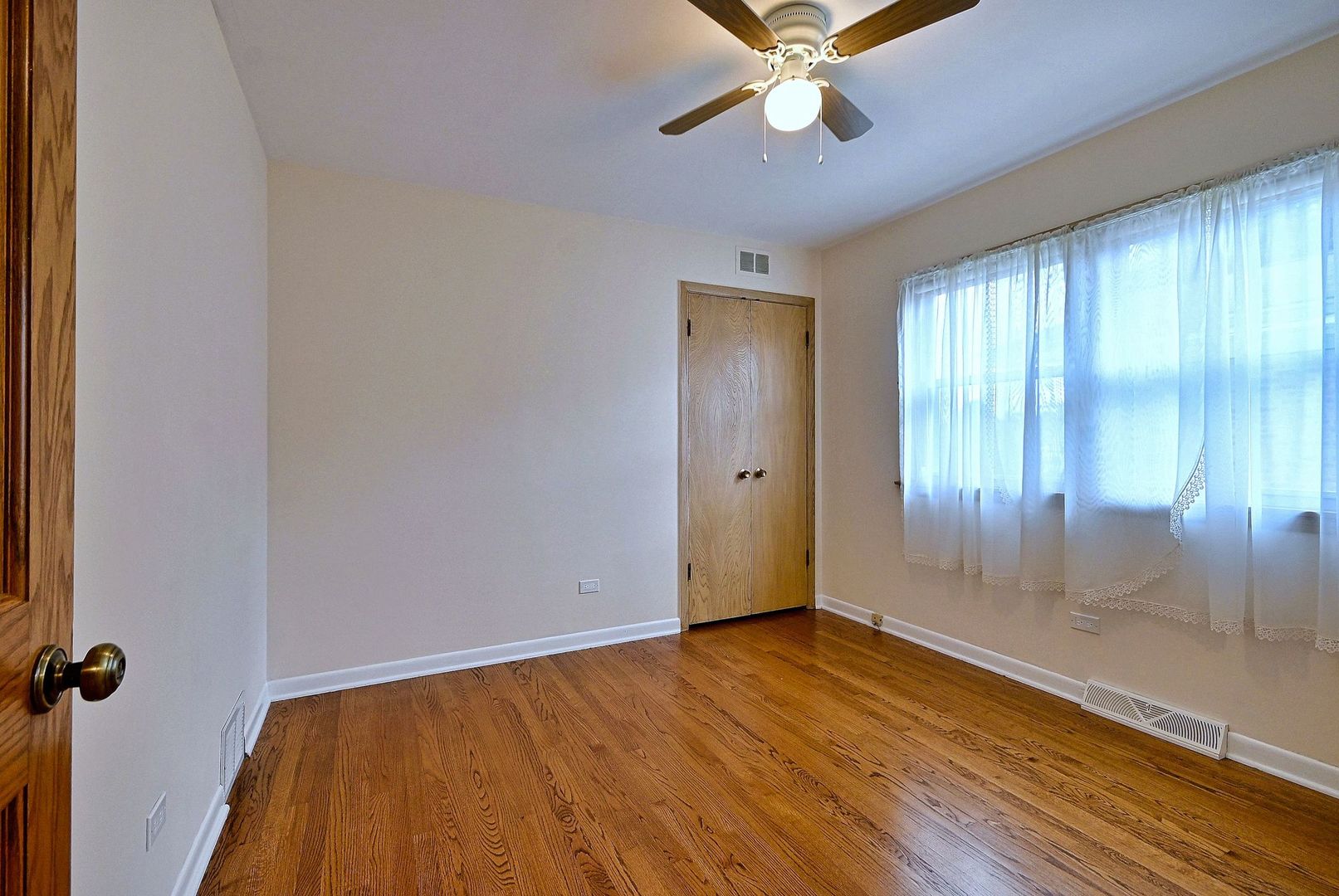 4704 N Newland Avenue Property Photo 23