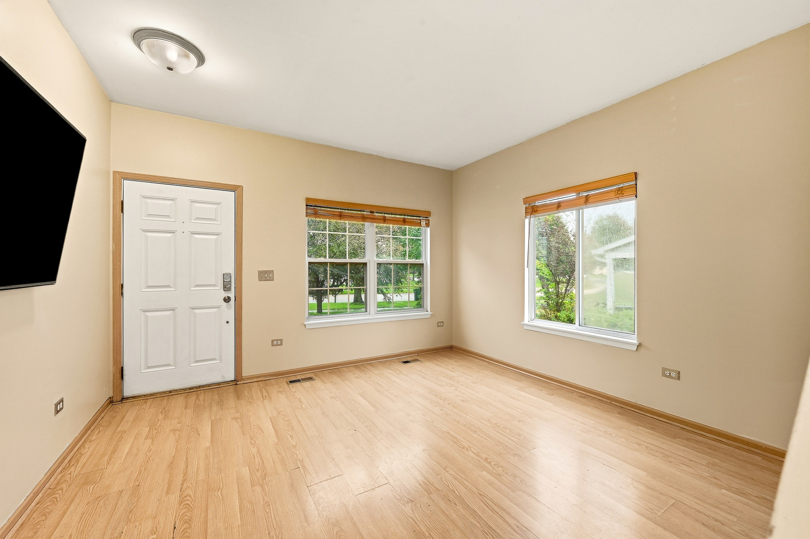 427 Alyssa Street Property Photo 4