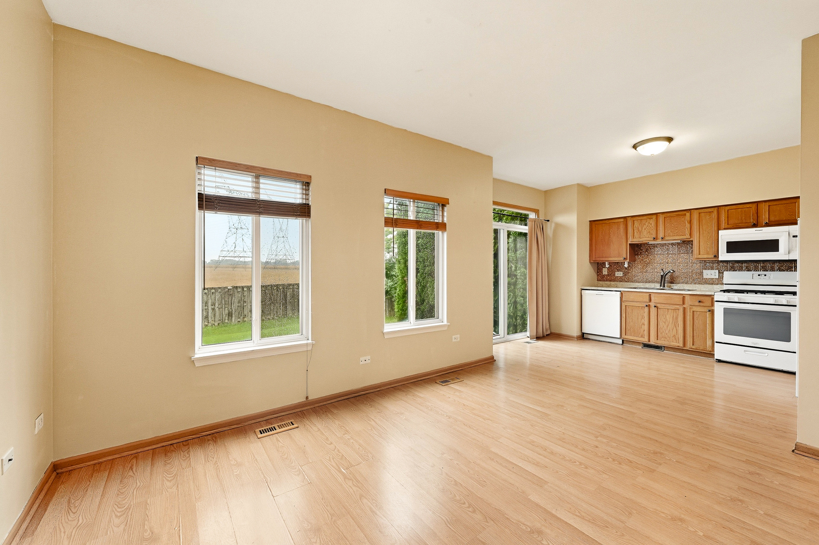 427 Alyssa Street Property Photo 7