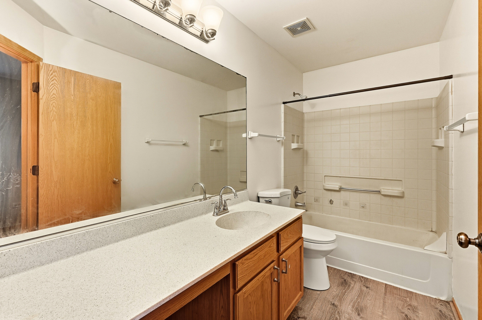 427 Alyssa Street Property Photo 13