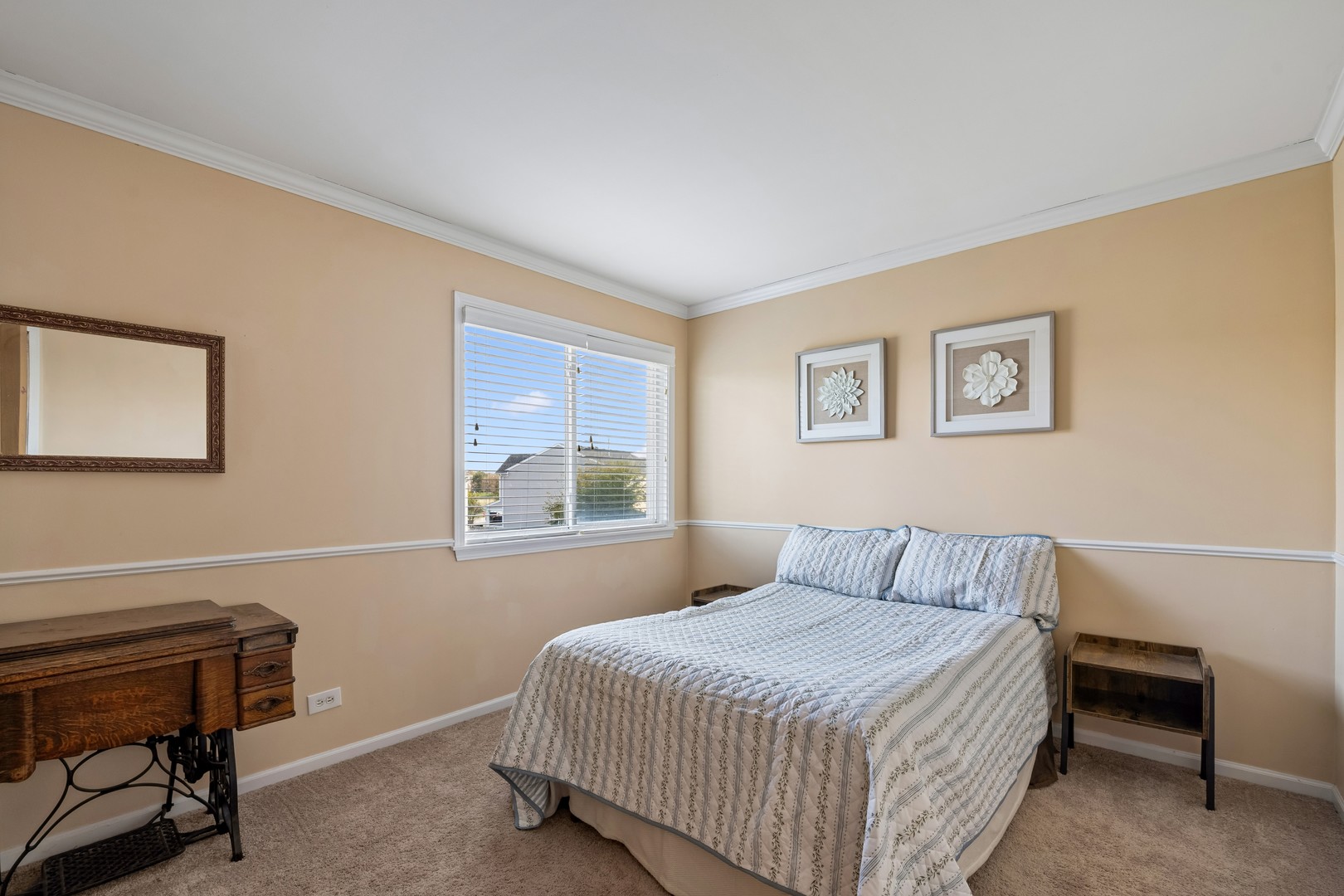 10166 Compton Drive Property Photo 14