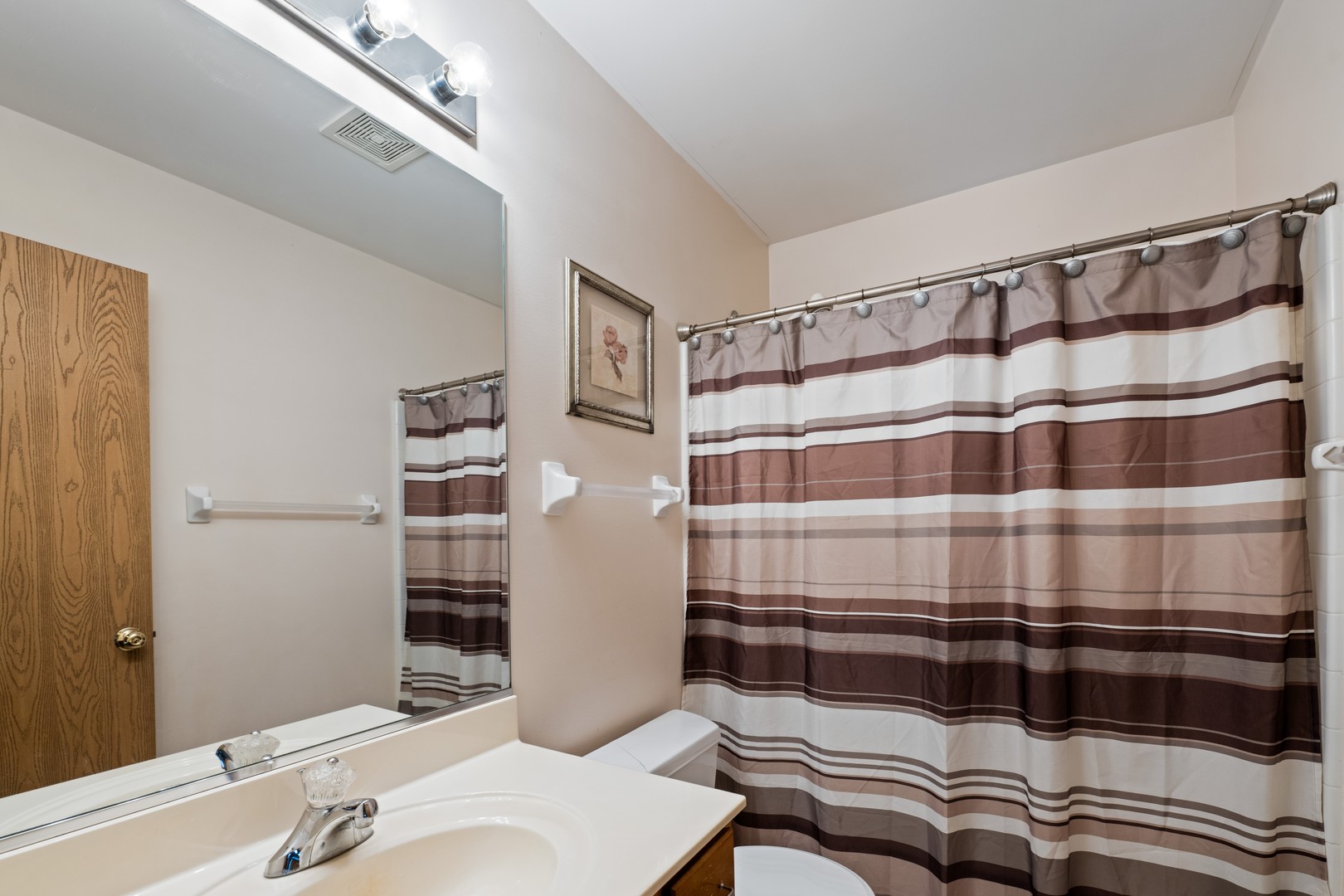 10166 Compton Drive Property Photo 16