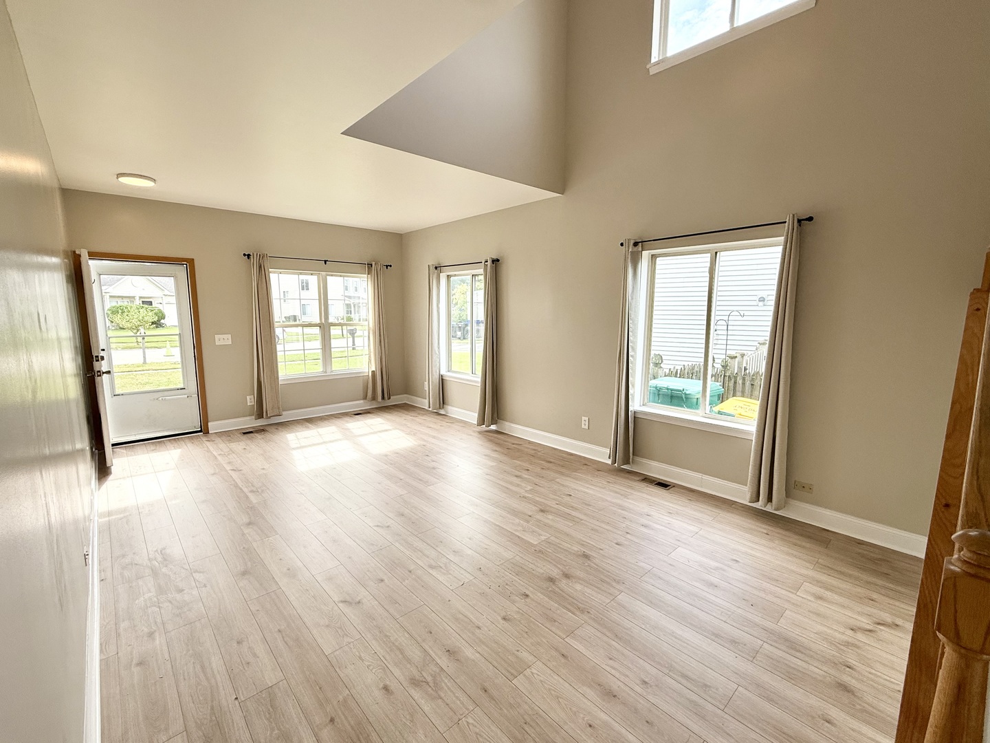 388 Richmond Drive Property Photo 2