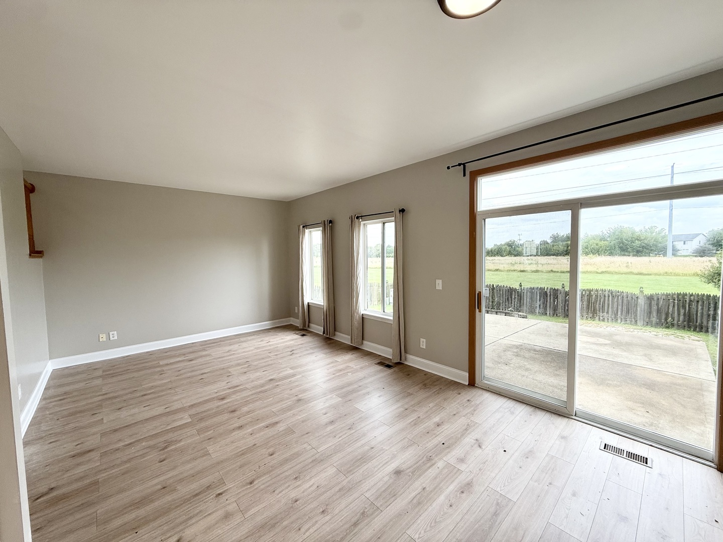 388 Richmond Drive Property Photo 6
