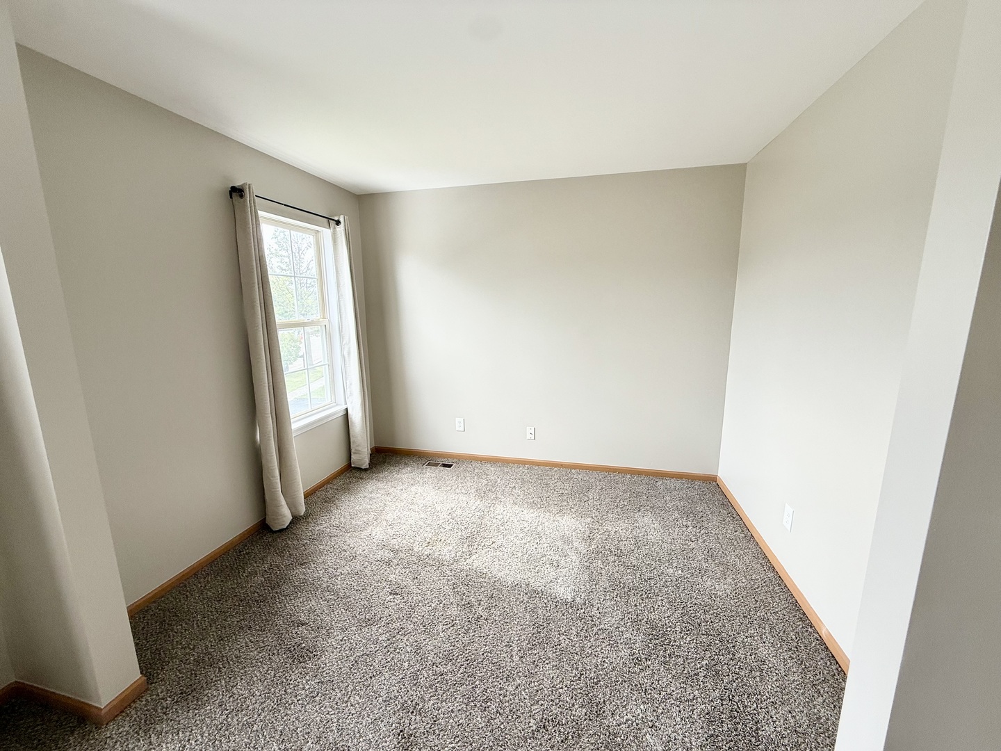 388 Richmond Drive Property Photo 16