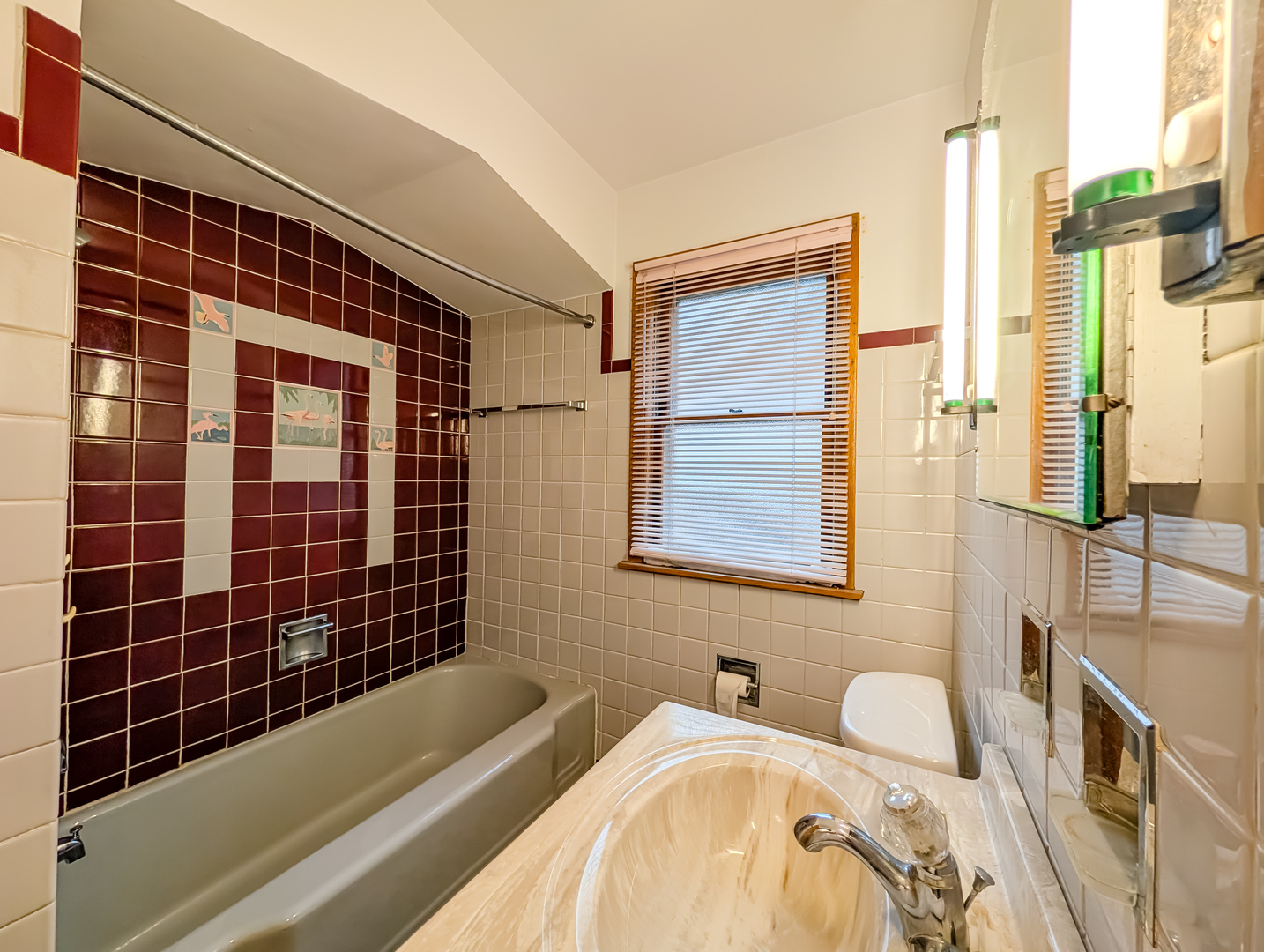 1729 N 23rd Avenue Property Photo 5