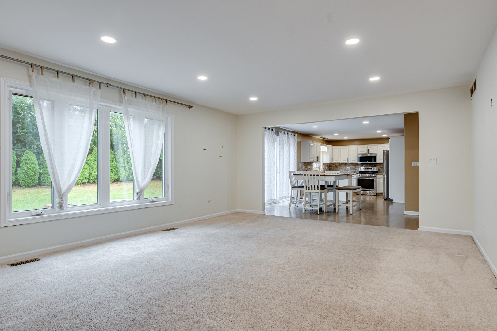 1124 Covington Drive Property Photo 10