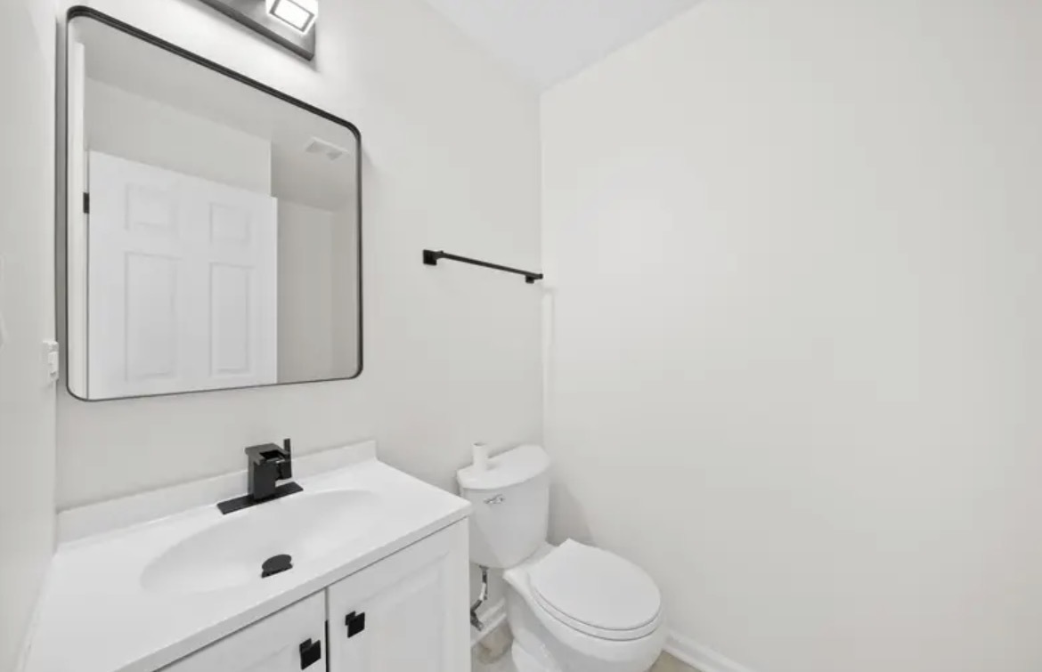 5345 Stanford Lane Property Photo 16