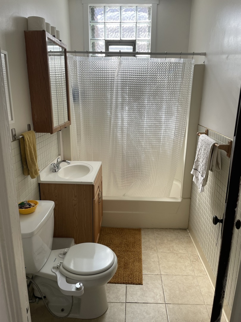 3849 N Marshfield Avenue Property Photo 10