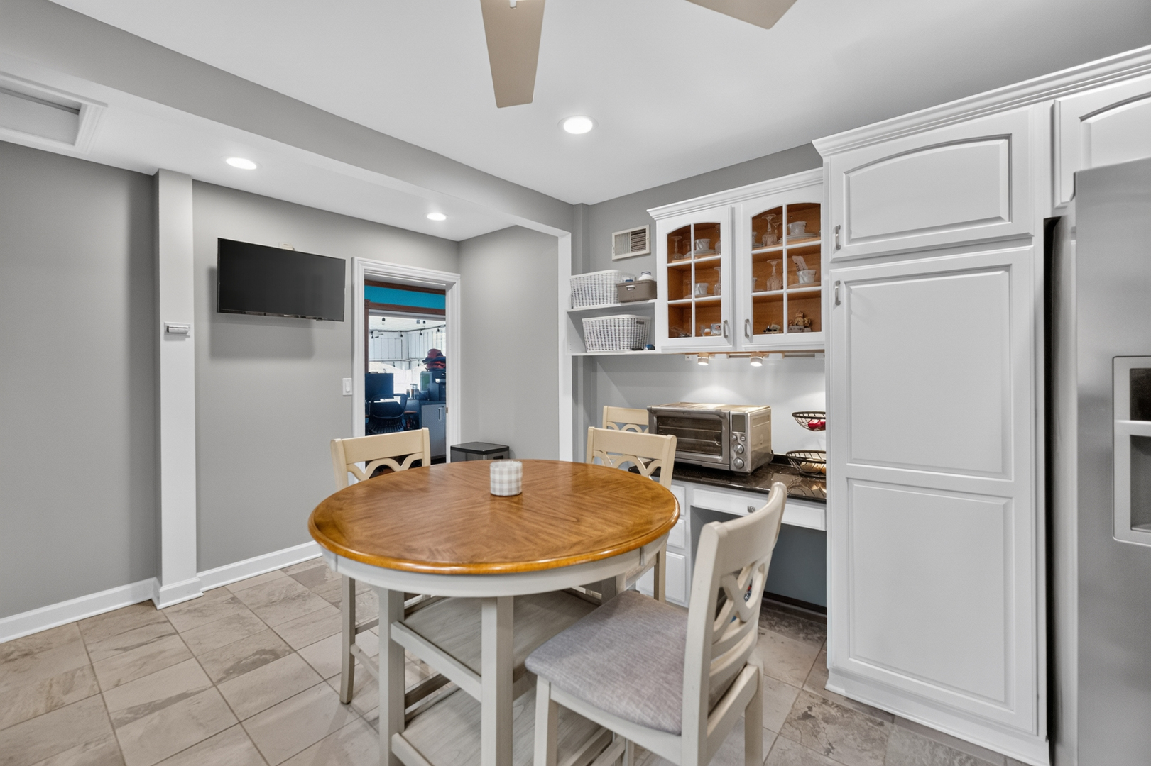 3406 N Oleander Avenue Property Photo 10