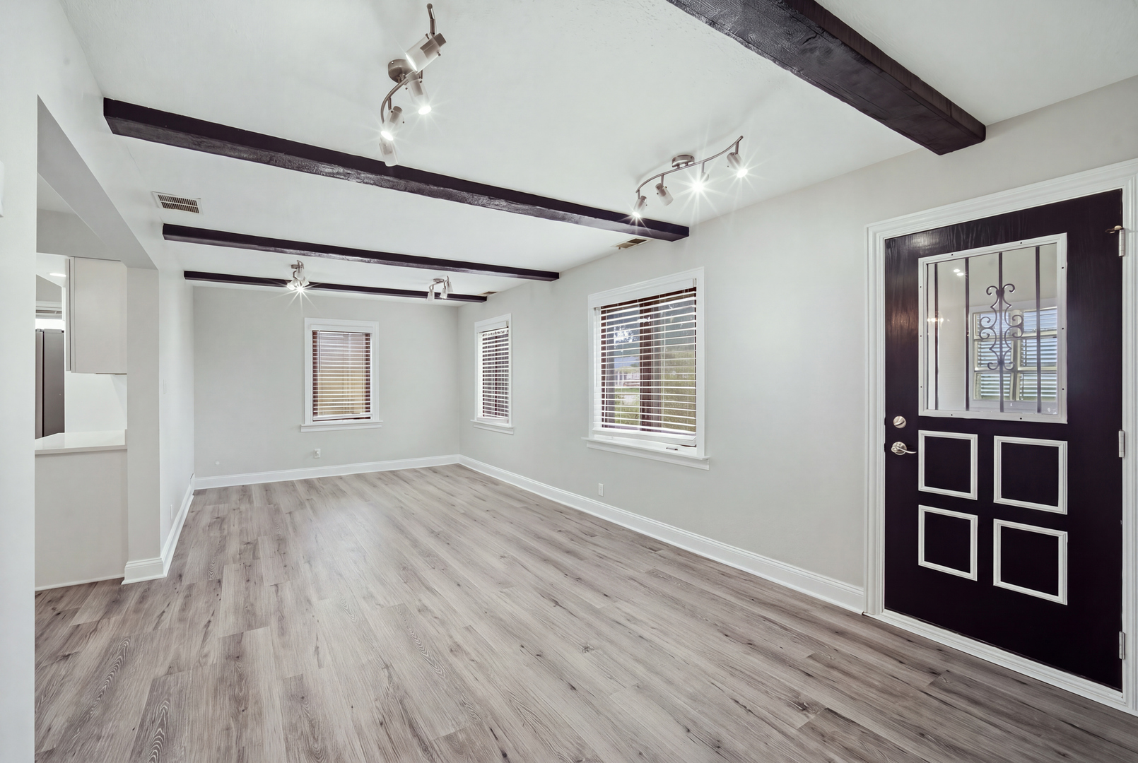 1700 Pratt Street Property Photo 5