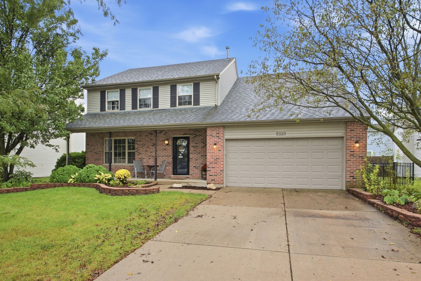 5320 Meadowbrook Street Property Photo 1