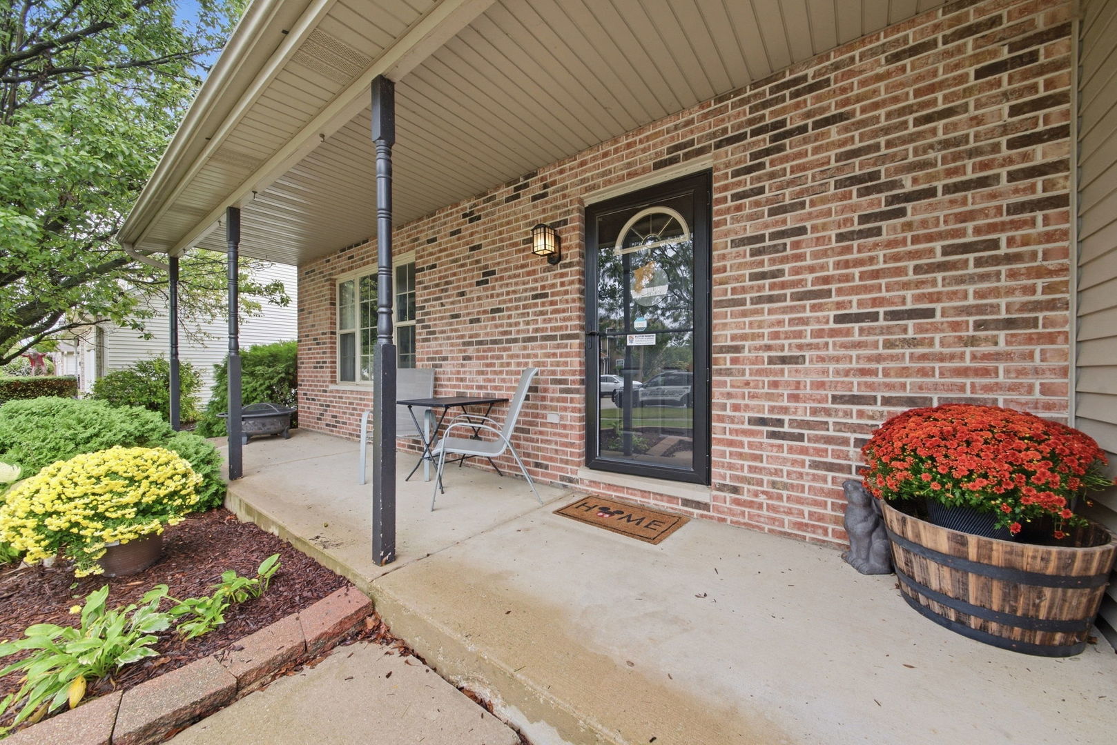 5320 Meadowbrook Street Property Photo 2