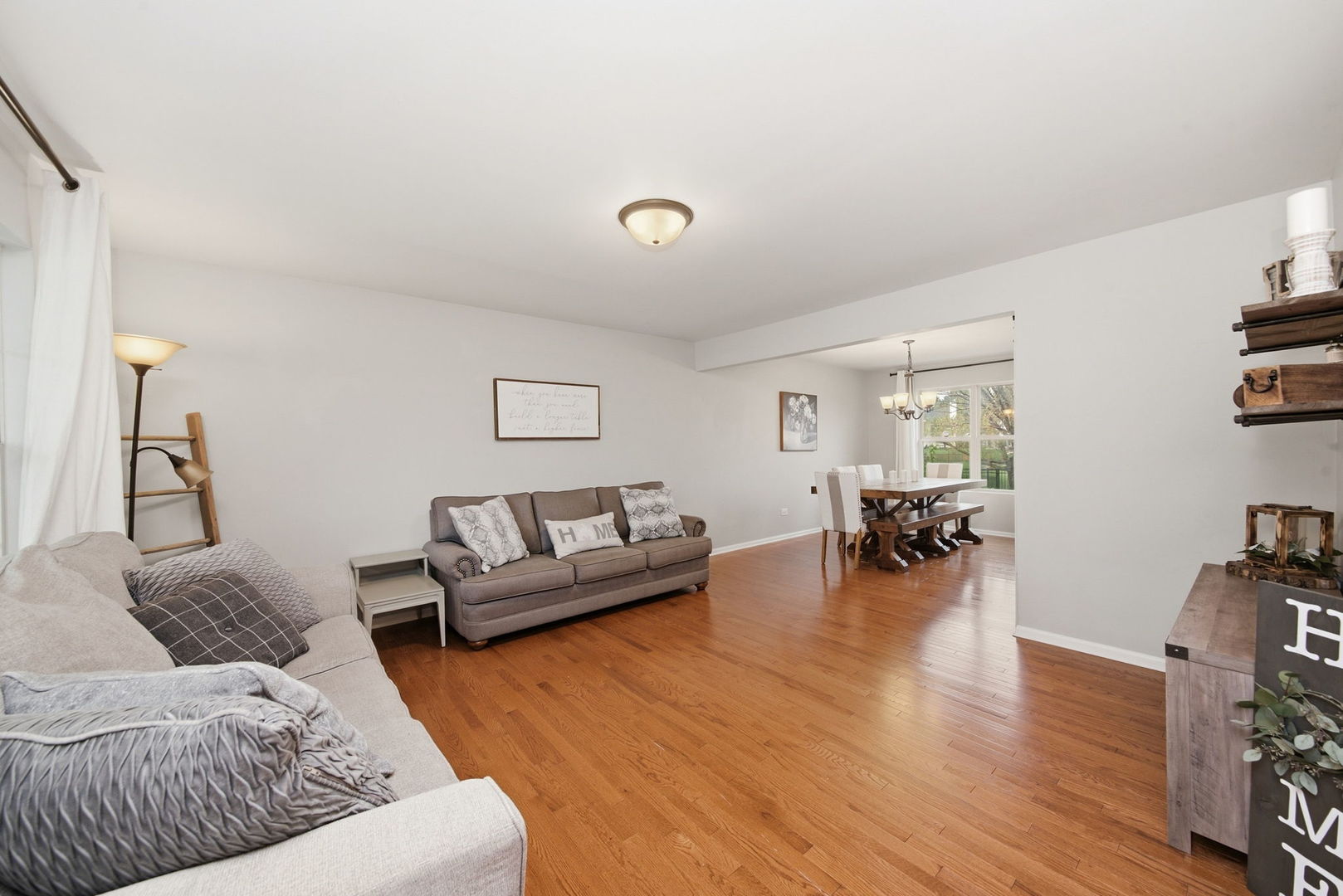 5320 Meadowbrook Street Property Photo 6