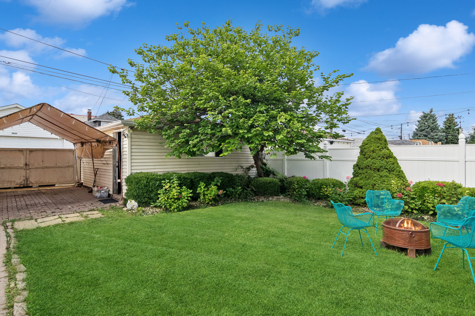 3638 N Linder Avenue Property Photo 19
