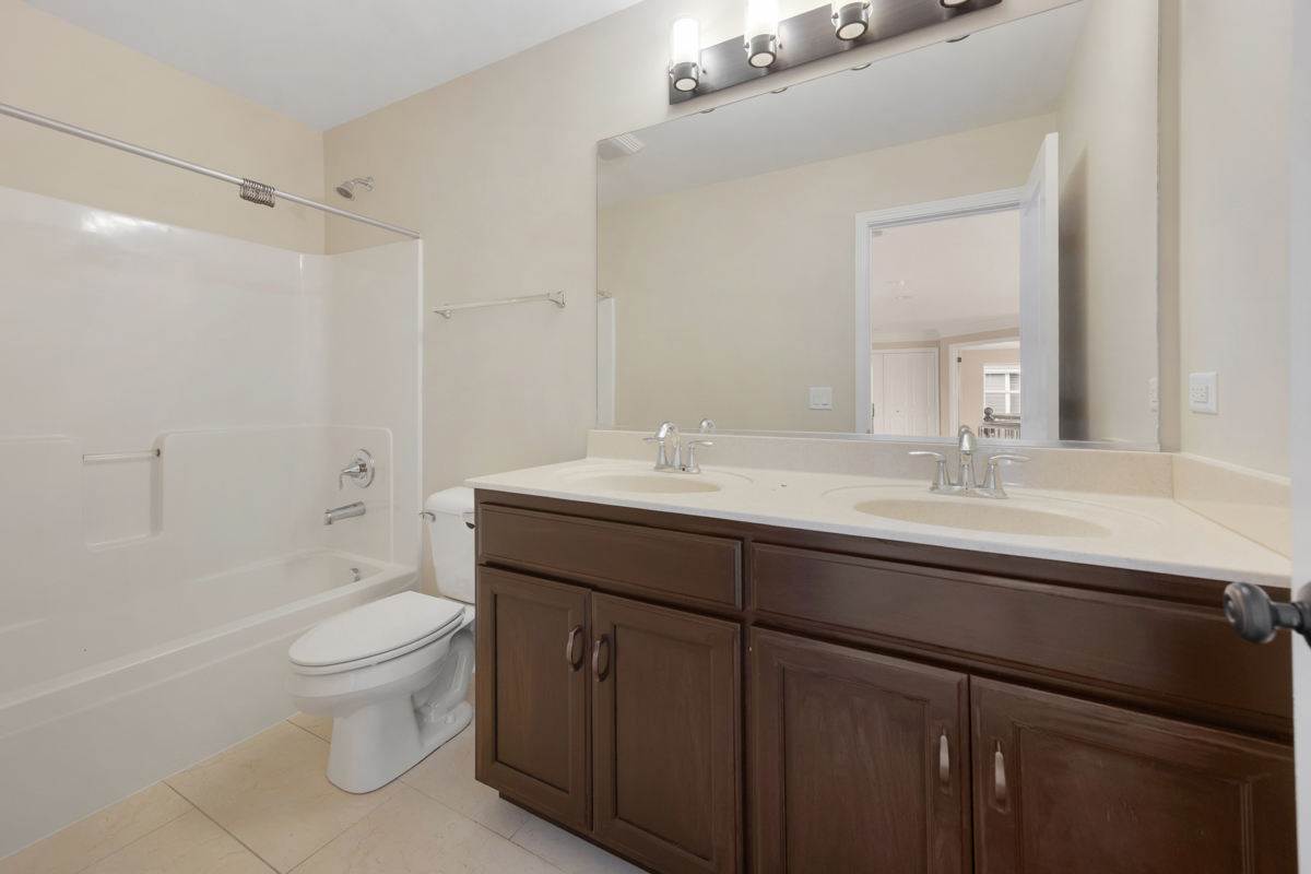 4019 Chinaberry Lane Property Photo 28