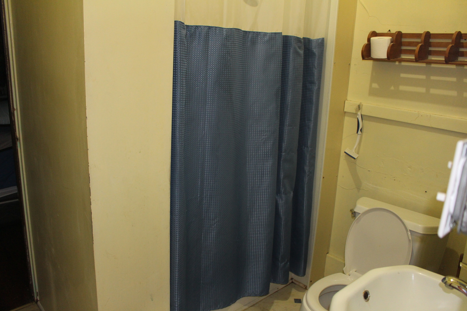 700 N Side Square Property Photo 16