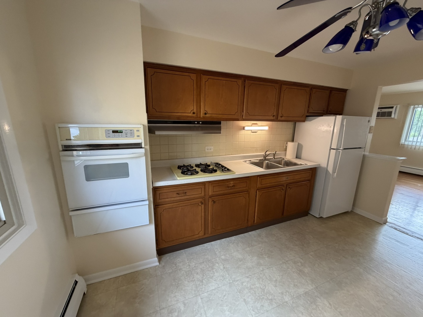 14 N Martha Street Property Photo 9