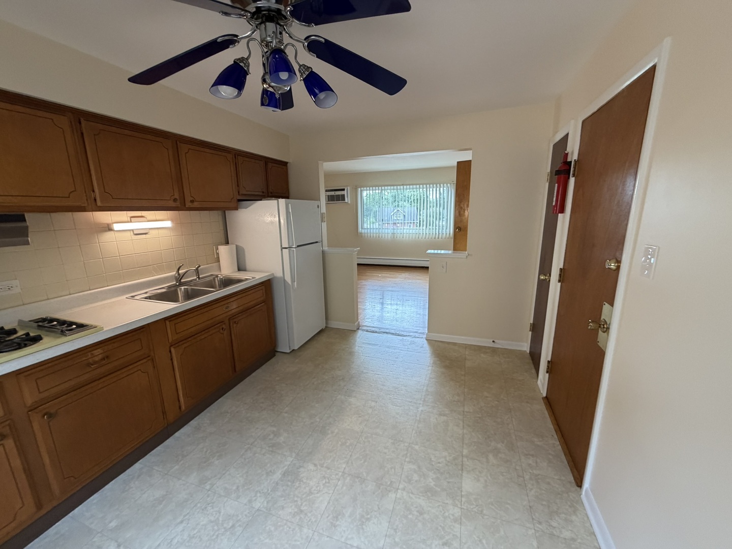 14 N Martha Street Property Photo 10
