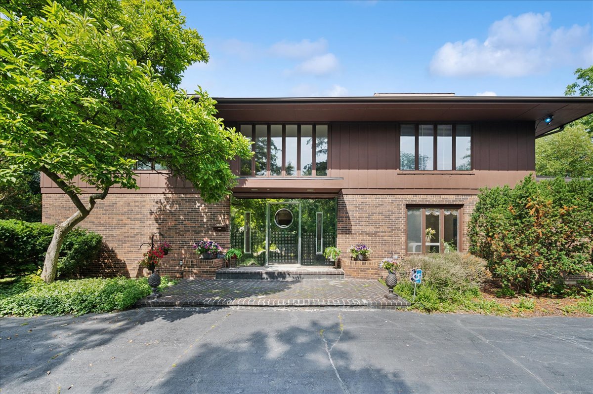 201 Aspen Lane Property Photo 1