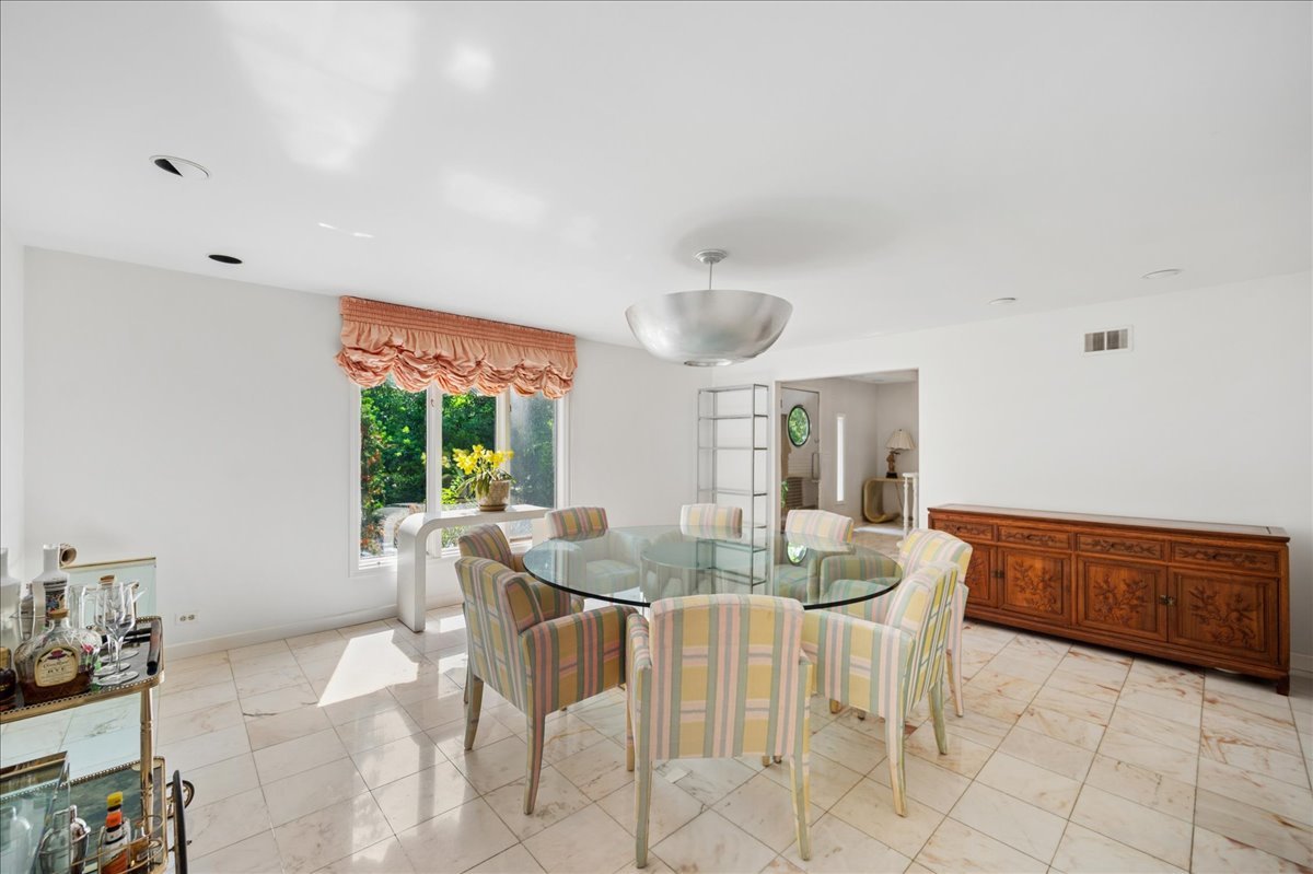 201 Aspen Lane Property Photo 6