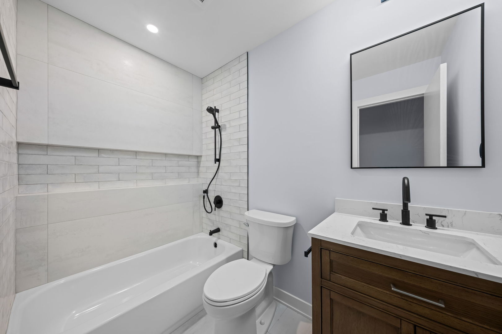 1034 Tamarack Lane Property Photo 6