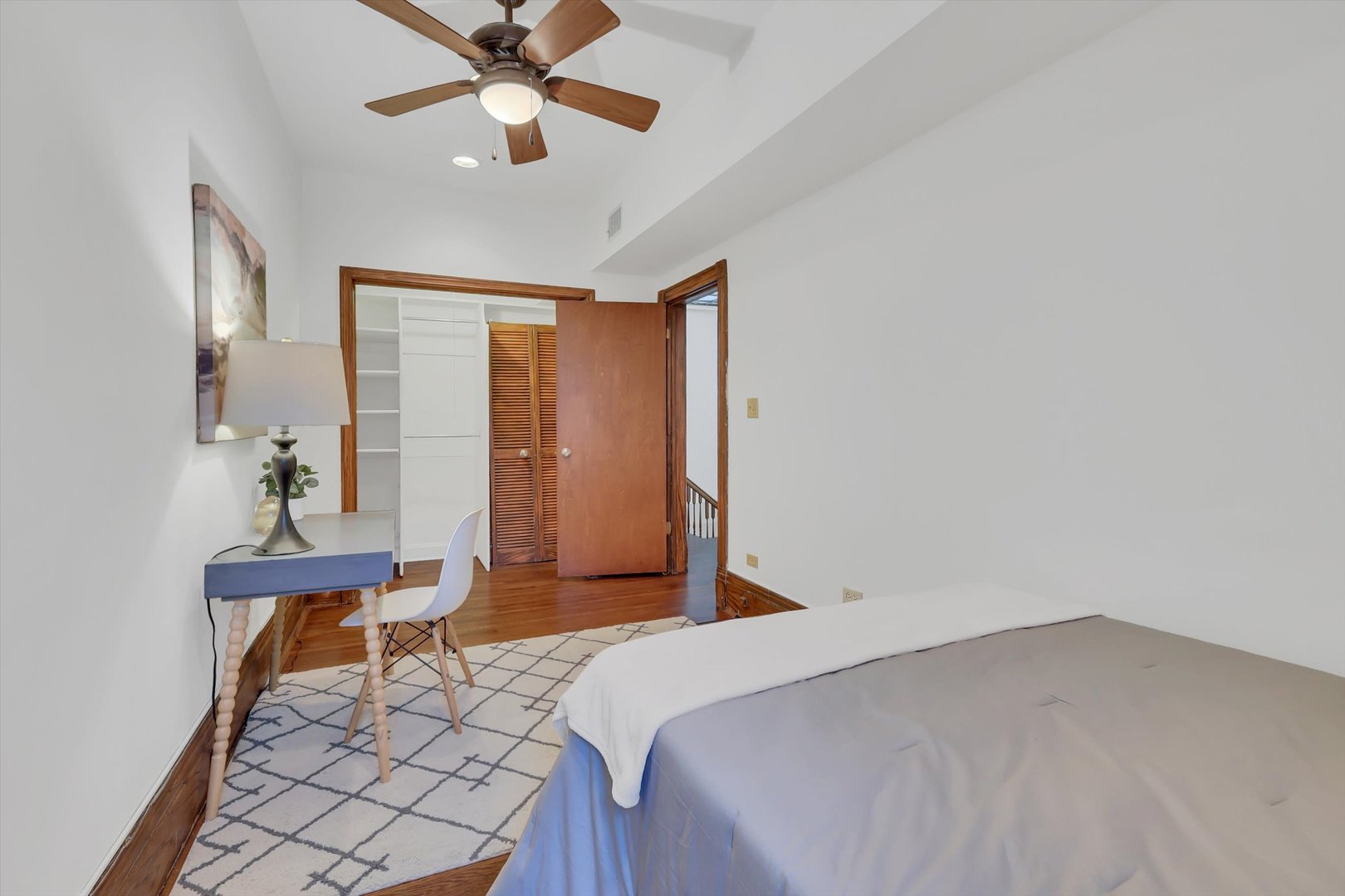 1034 N La Salle Drive Property Photo 38