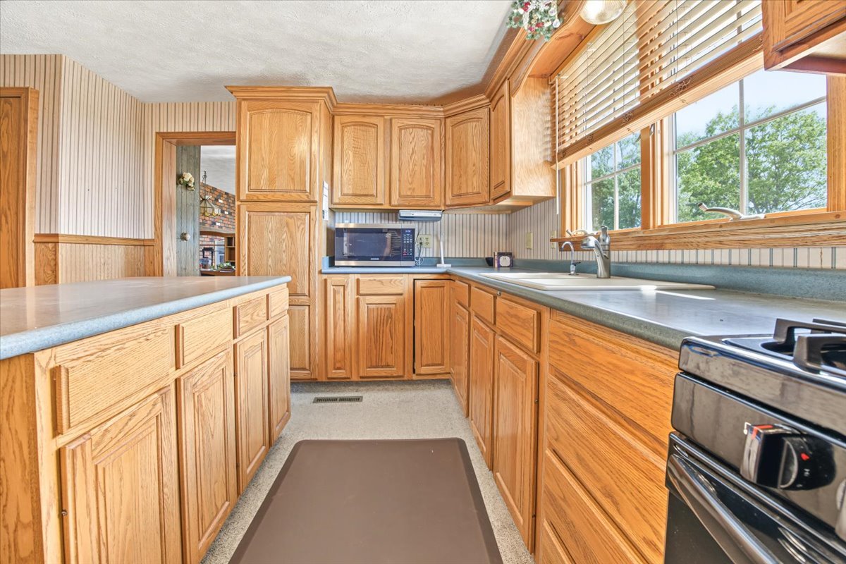 27256 N 2850 East Road Property Photo 15