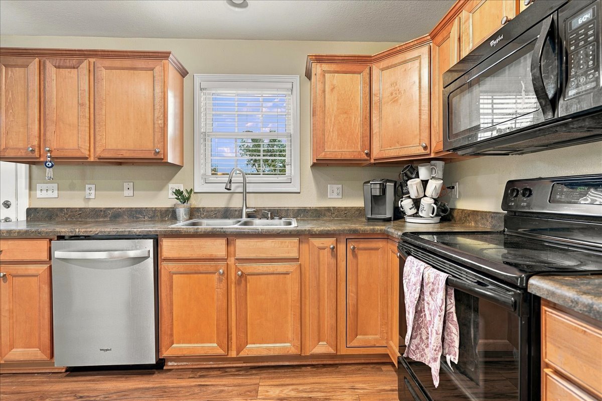1706 Glenbridge Road Property Photo 10